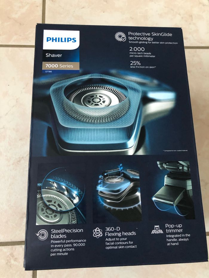 Rasoir Electrique Philips S7786/55 neuf dans emballage - photo numéro 2