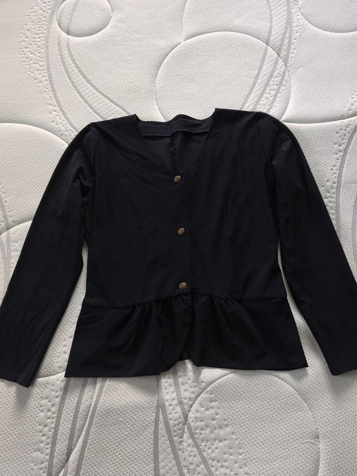 Veste noire - photo numéro 2