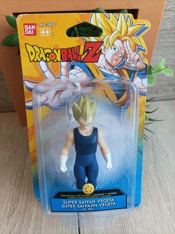 Petite figurine jouet Vegeta Super Saiyan Dragon Ball Z Bandai