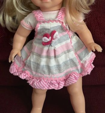Vêtement pour poupée