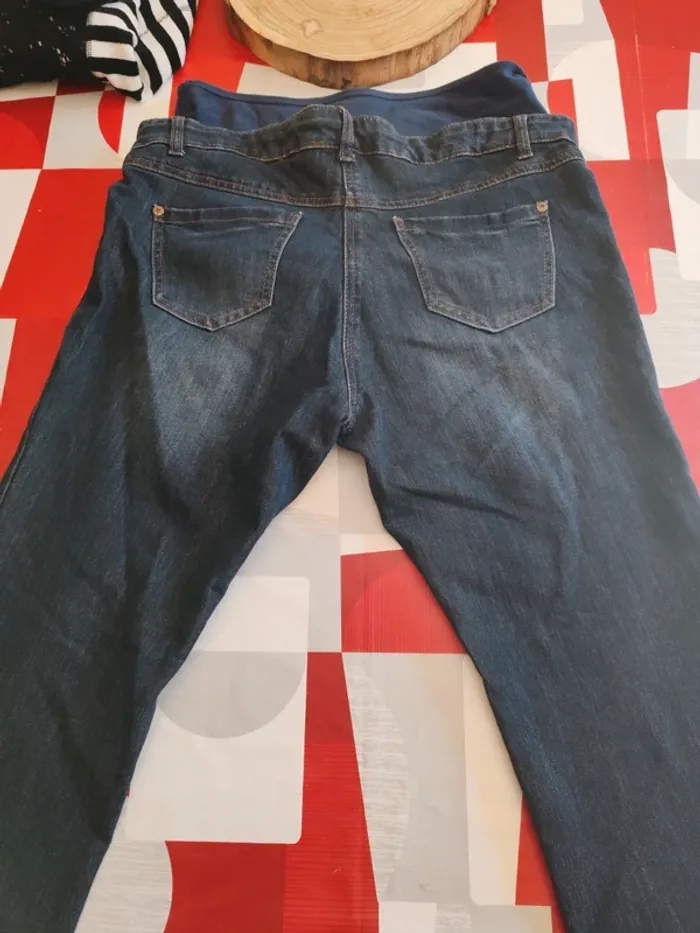 Jean's de maternité taille 42 câlin kalin - photo numéro 4