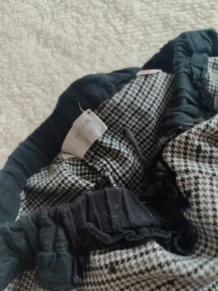Pantalon Zara 18/24 mois - photo numéro 2