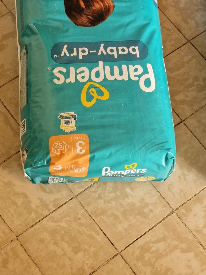 Couches pampers taille 3 - photo numéro 2