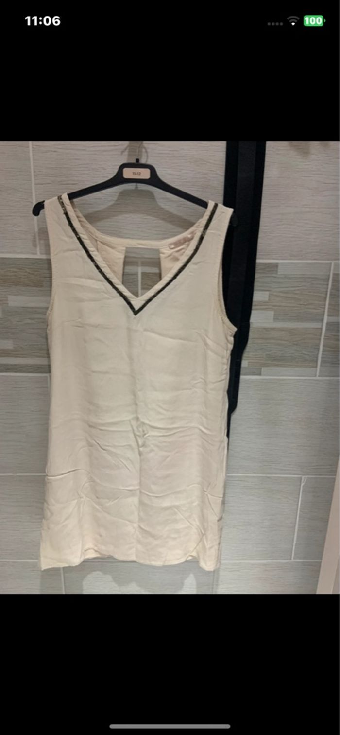 Robe beige
