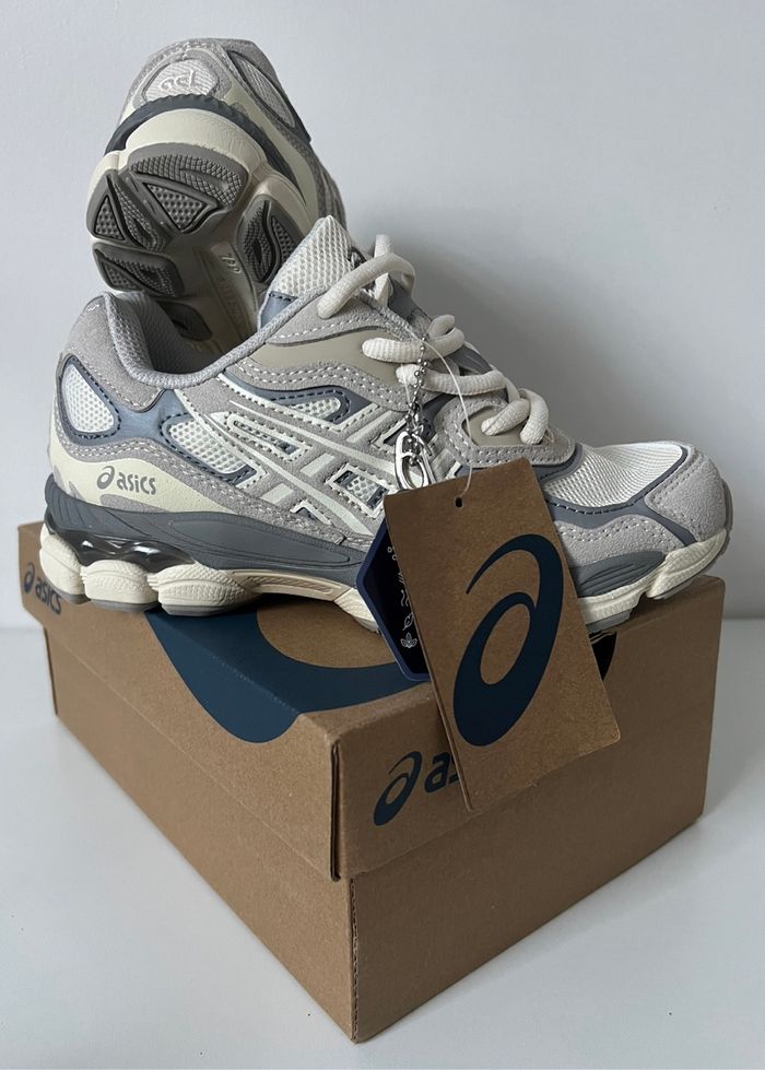 Chaussure Asics GEL - photo numéro 4