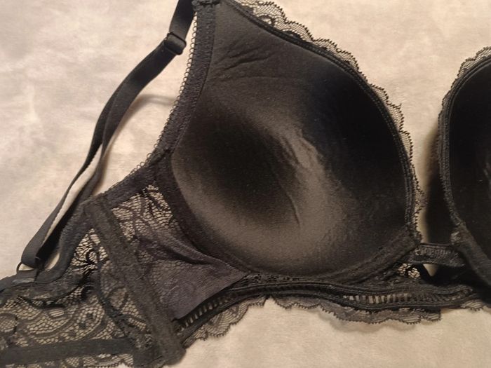 Soutien gorge noir - photo numéro 3