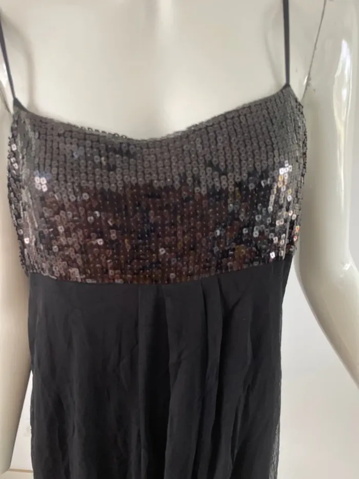 Robe noire sequin - photo numéro 3