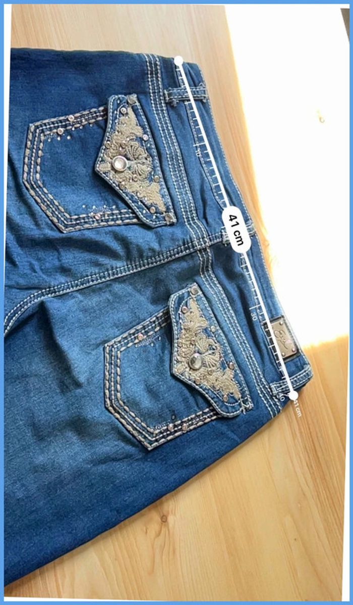 Short en jean vintage femme M/L – broderie et strass - photo numéro 5