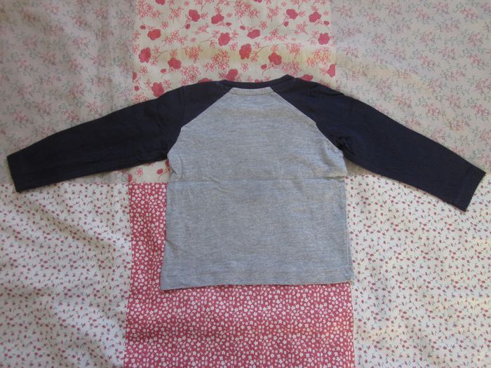 T-Shirt manches longues Mickey 18 mois - photo numéro 2