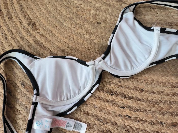 🌴 Haut de Maillot de Bain Rayé - Taille 34 🌴 - photo numéro 3