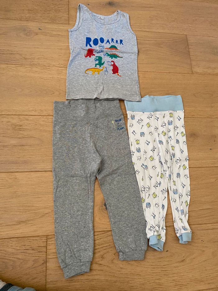Lot pyjama 2/3 ans