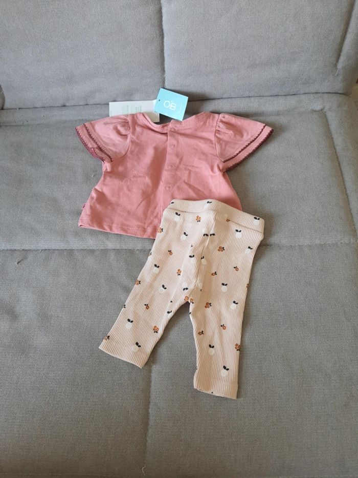 Ensemble Obaïbi raille 1 mois t-shirt et legging neuf avec étiquettes - photo numéro 4