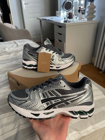 Asics gel kayano 14 grise 