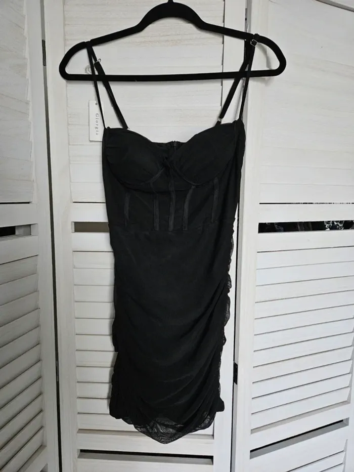 Robe noir T.S/M - photo numéro 3