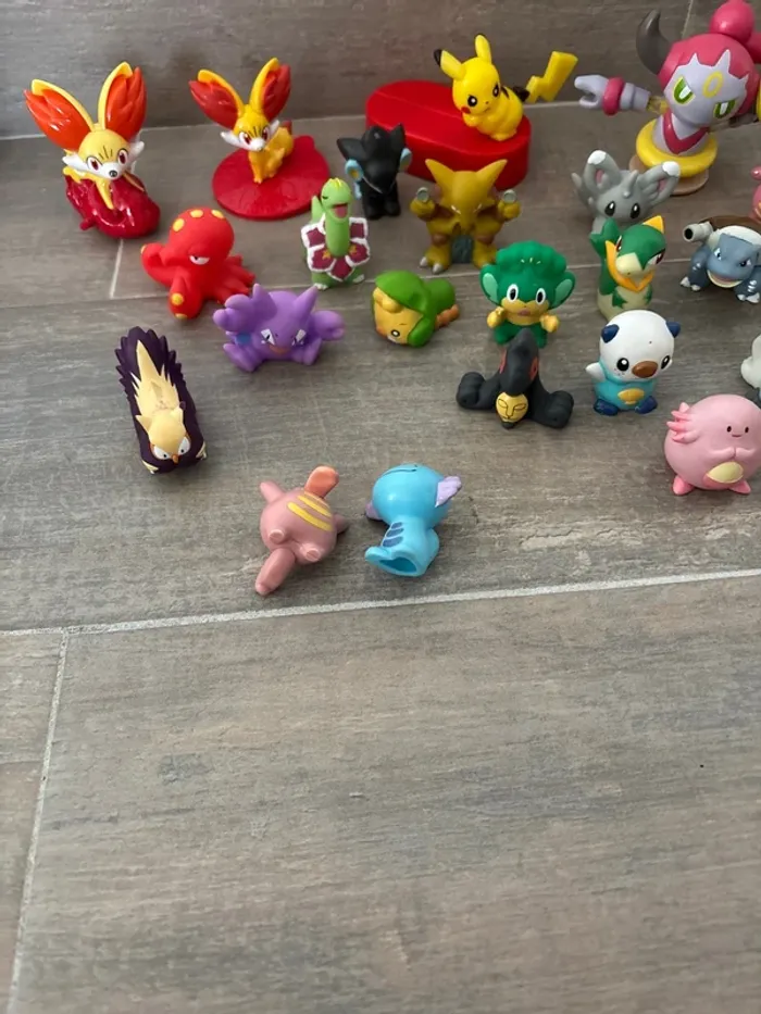 Lot de 23 Pokémon Nintendo bon et très bon état - photo numéro 9