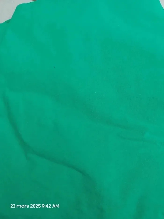 Coupon de 250 x 140 cm – Tissu 100 % coton –couleur vert – Tissus Myrtille - photo numéro 3