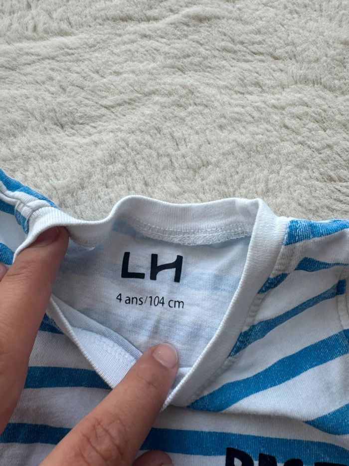 👕 lot 2 tee-shirt- débardeur - garçon - 4 ans - la halle très bon état - photo numéro 4