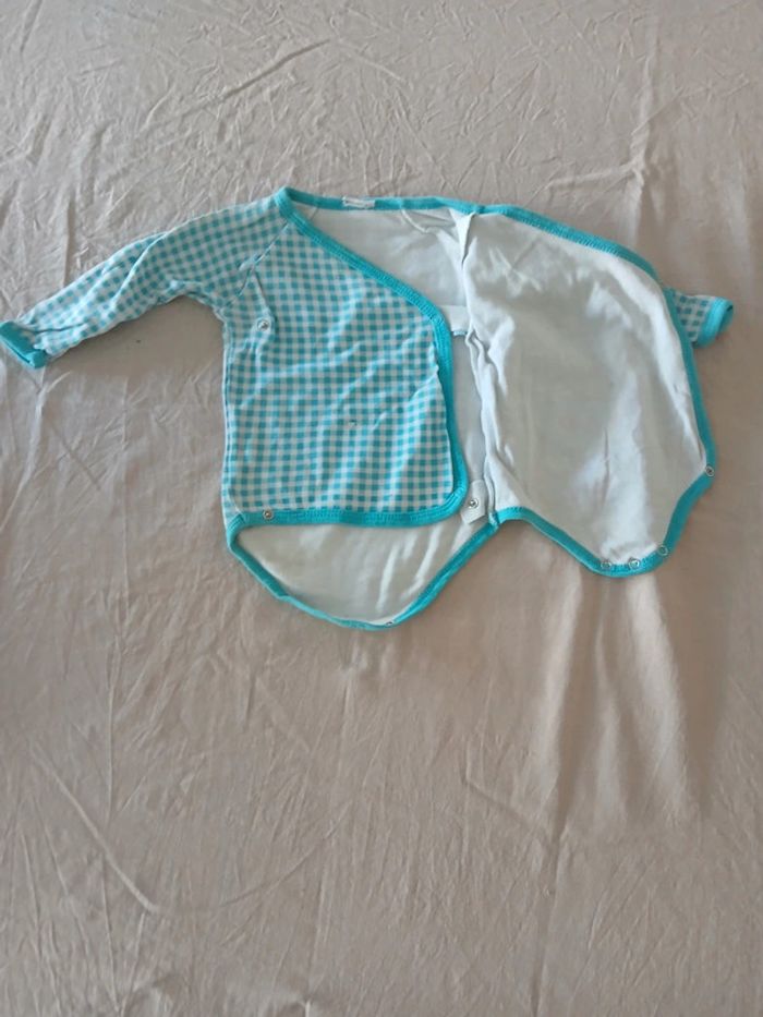 Body 0 mois - photo numéro 2