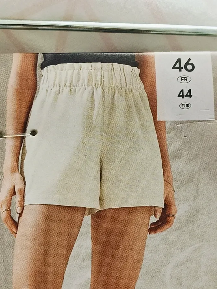 Short en lin t46 - photo numéro 5