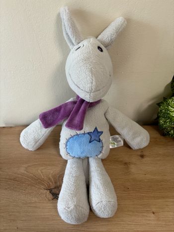 Doudou peluche âne gris écharpe violet vertbaudet simba toys