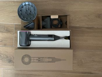 Sèche cheveux Dyson HD08