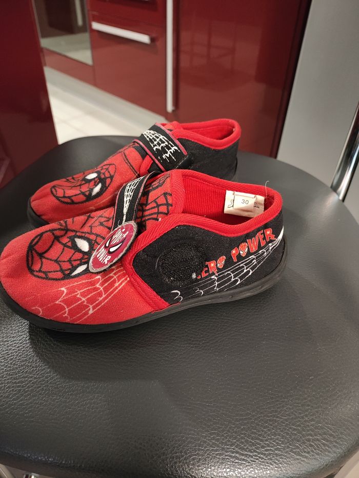 Chaussons Spider-Man pour enfant garçon – Taille 30 - photo numéro 3