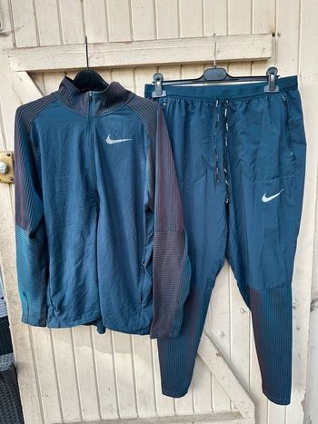 Ensemble Nike running future fast ( zabuza )