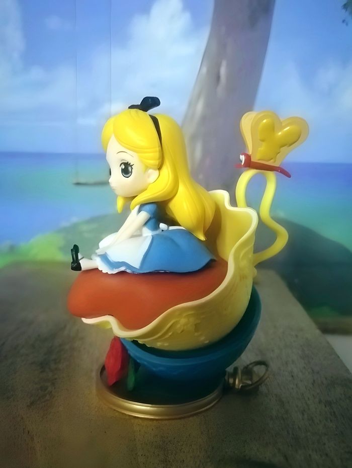 Alice in Wonderland - Figurine Alice Q Posket Stories Disney Characters Ver. A - banpresto - photo numéro 5