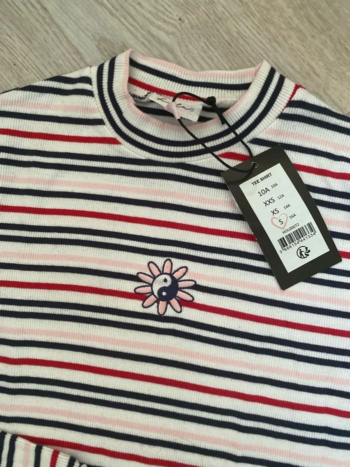 Tee shirt T-shirt Lola taille S 16 ans Neuf - photo numéro 3
