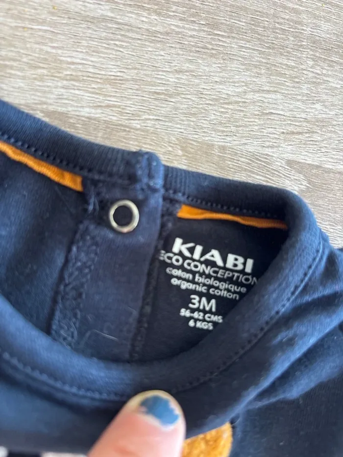 Ensemble pantalon + 2 hauts 3 mois - photo numéro 8