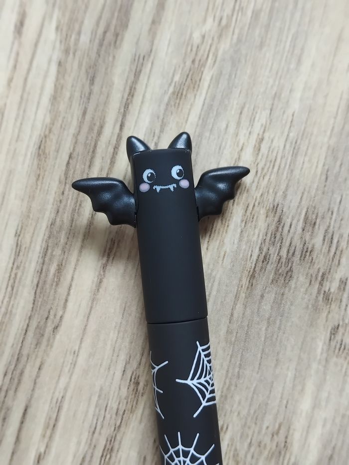 Stylo chauve-souris UK très rare - photo numéro 2