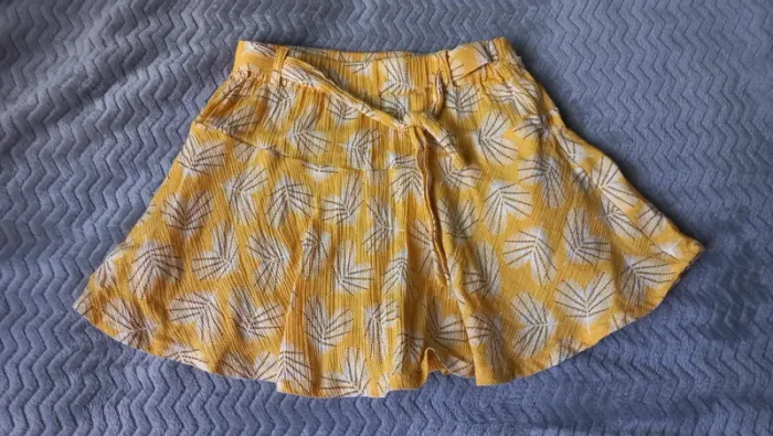 Jupe short jaune okaïdi t6