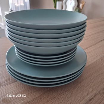 Lot d'assiettes