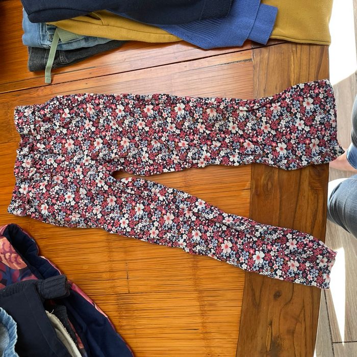Lot vêtements fille 5 ans - photo numéro 7