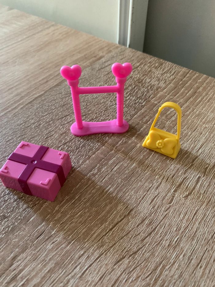 Figurine Pet shop chien violet et accessoires - photo numéro 7