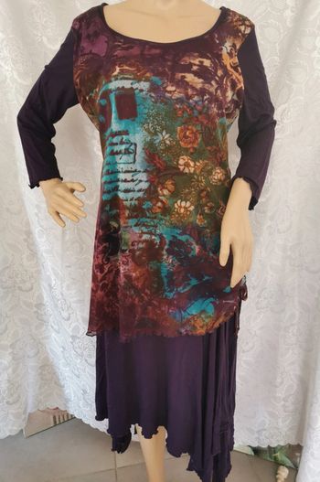 Robe. Turquoise. Violet. Taille 44