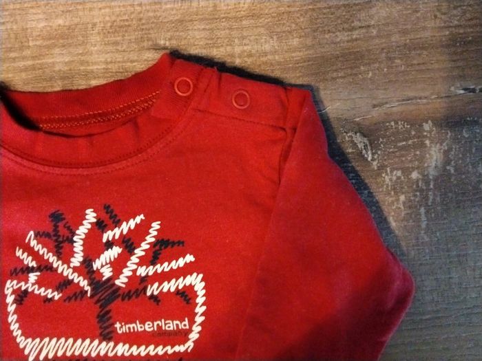 T-shirt manche longue rouge bébé 3 mois - photo numéro 3