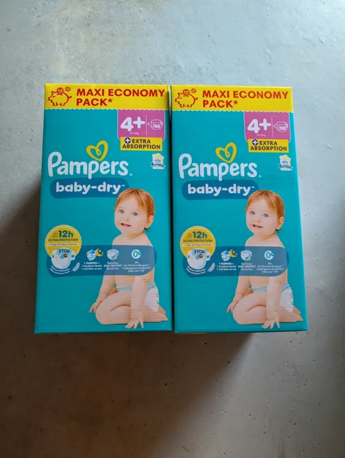 Couches Pampers 4+