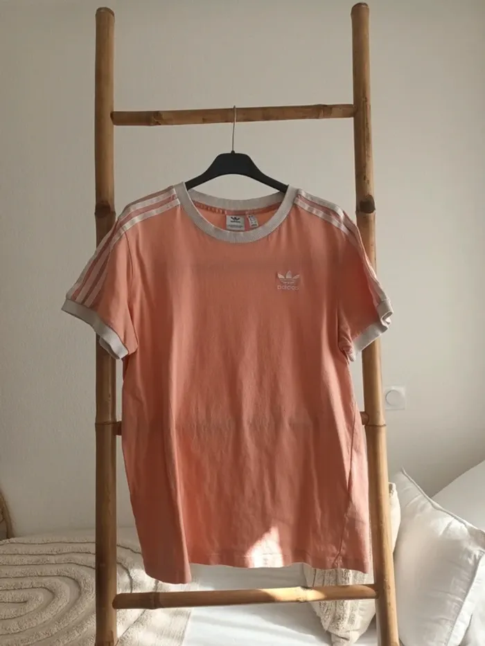 T-shirt rose et blanc Adidas taille 36