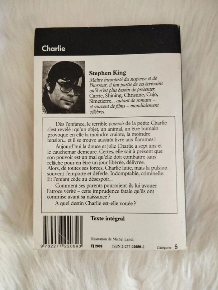 📖Charlie Stephen King 📖 - photo numéro 2