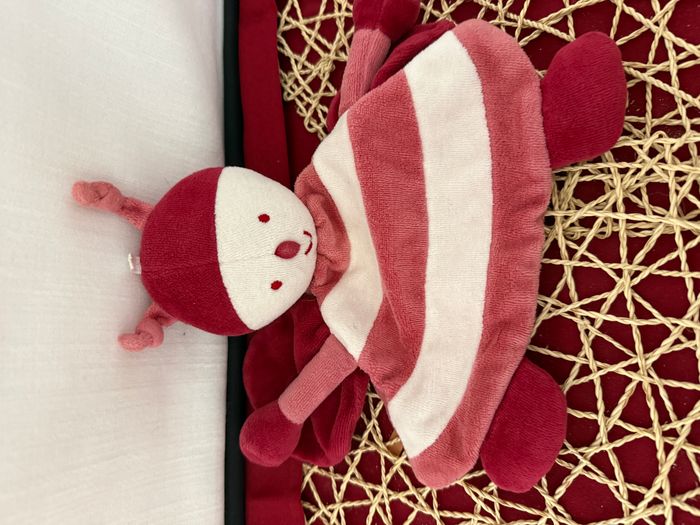 Doudou Papillon Plat Bordeaux Rose et Blanc Sucre d Orge