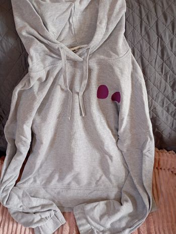 Sweat a capuche taille 38