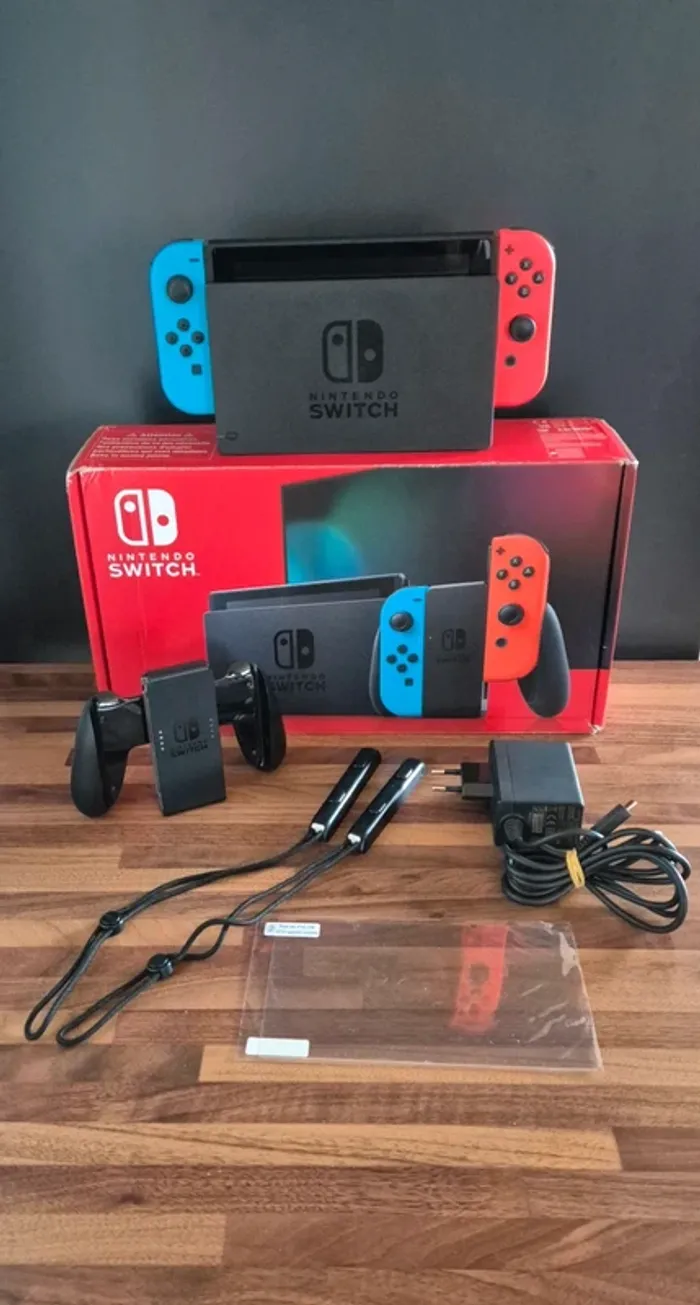 Console Nintendo switch avec boîte