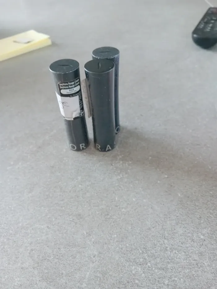 Lot 3 rouge à lèvre Sephora 10 euros ou 5 euros à l unité - photo numéro 3