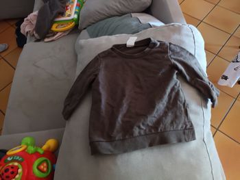 Pull manche longue 6 9 mois H&M 74 cm