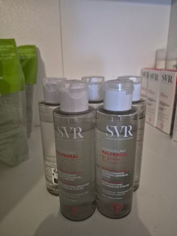 Lot demaquillant palpebral svr