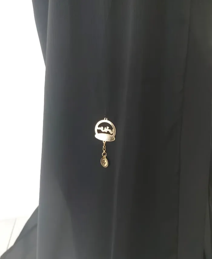 Robe noire zoom 1m50 à 1m55 - photo numéro 2