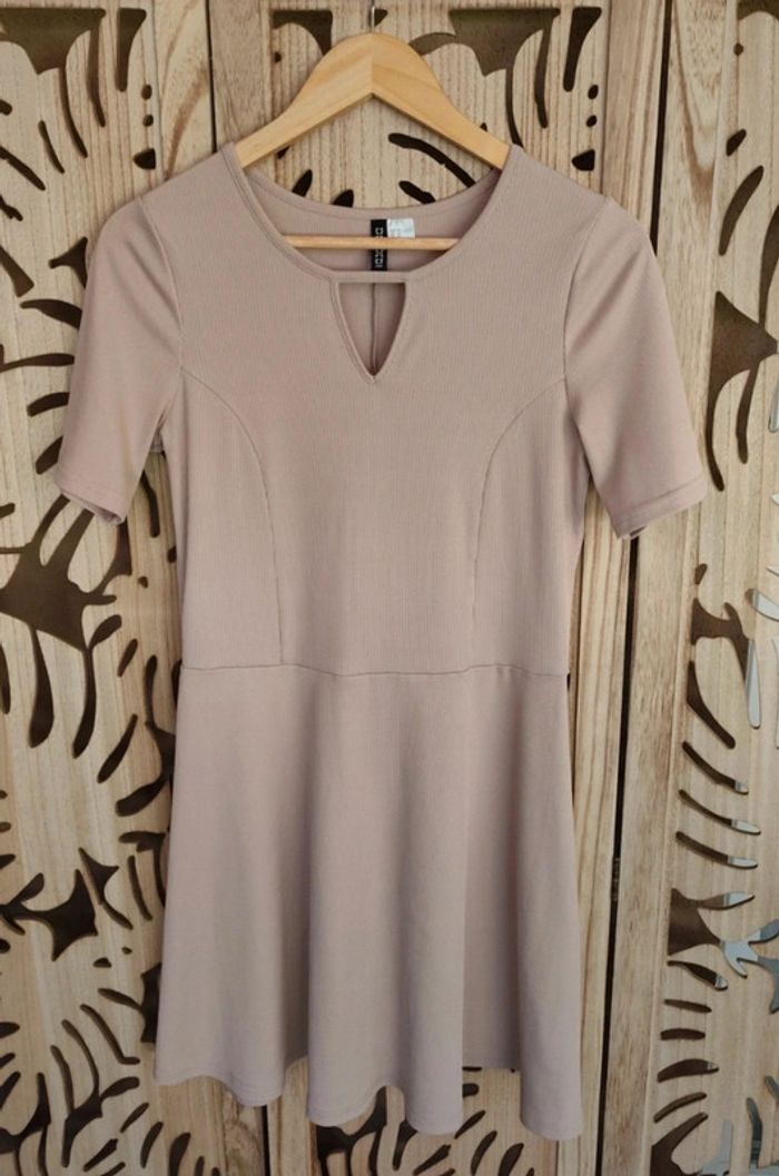 Robe fluide T40 H&M - photo numéro 8