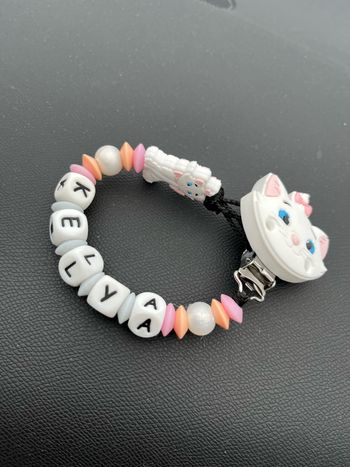 Attache tétine bébé