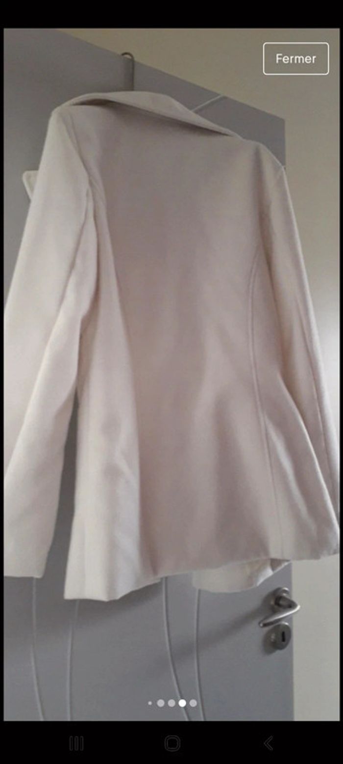 Manteau blanc neuf - photo numéro 5